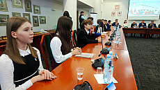 Nowa energia w powiecie olsztyńskim. Młodzieżowa rada rozpoczęła kadencję od zaciętych wyborów Nowa energia w powiecie olsztyńskim. Młodzieżowa rada rozpoczęła kadencję od zaciętych wyborów